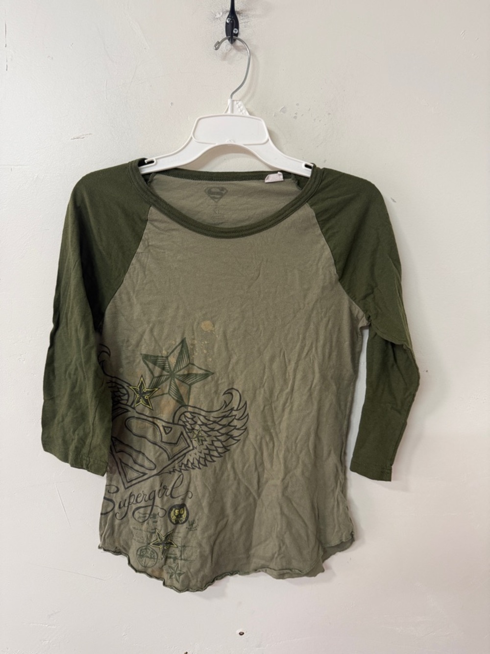 DC Comics Olive Green Raglan Supergirl Graphic Top Y2K